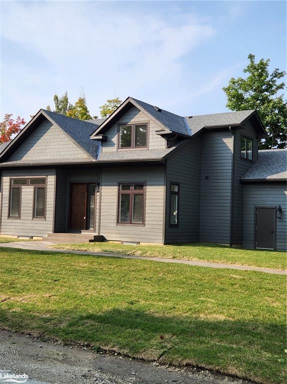 115 Rankin's Crescent