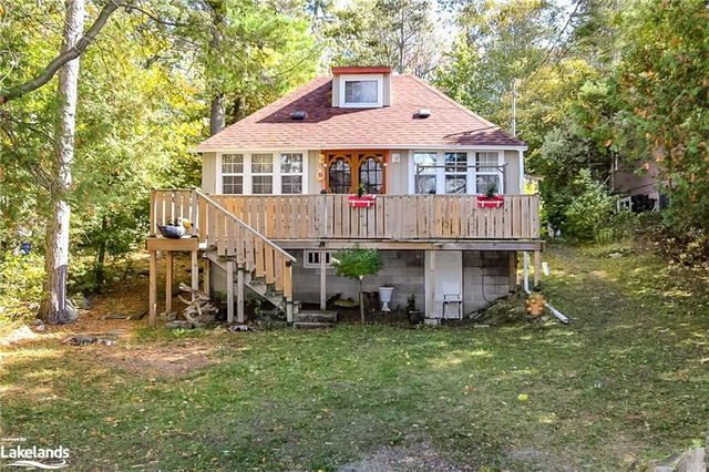 2195 Tiny Beaches Road