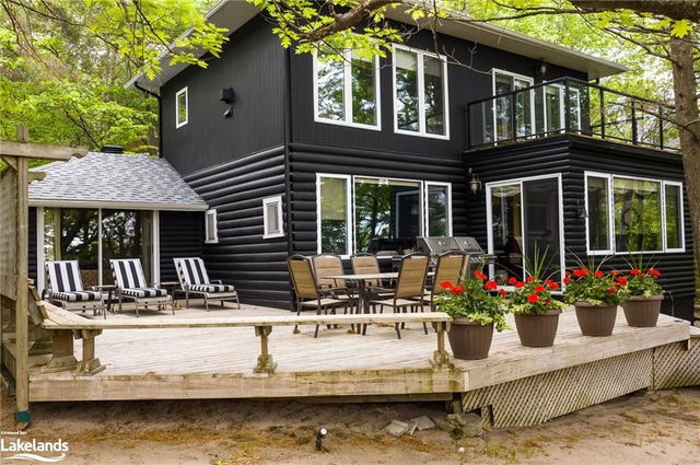 134 Tiny Beaches Road