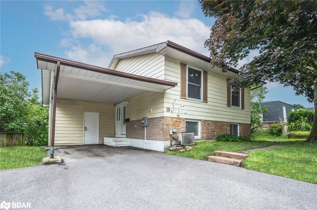 19 Collete Crescent