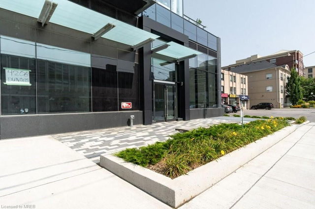 315 - 4208 Dundas Street West Street