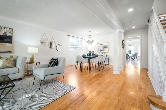 23 Summerfeldt Crescent