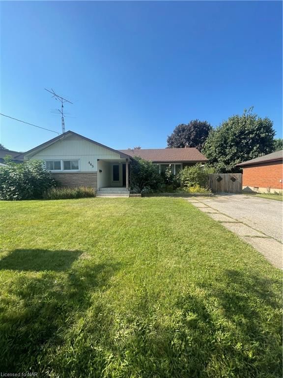 MAIN - 445 Scott Street
