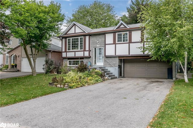 58 Collete Crescent