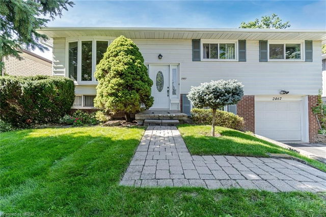 2467 Exeter Crescent