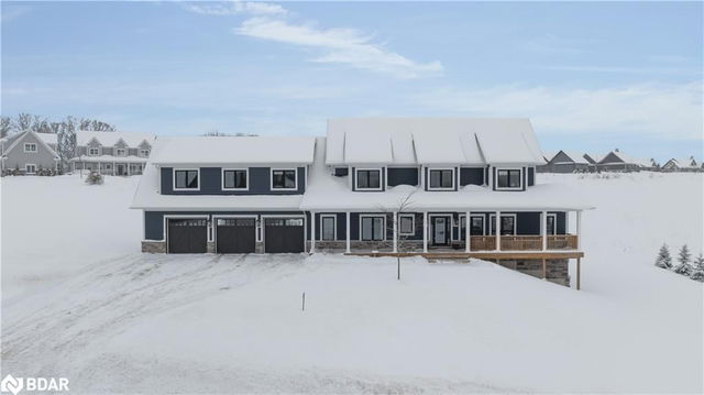 28 Thoroughbred Drive