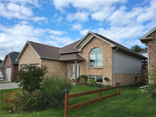 53 Redbud Crescent