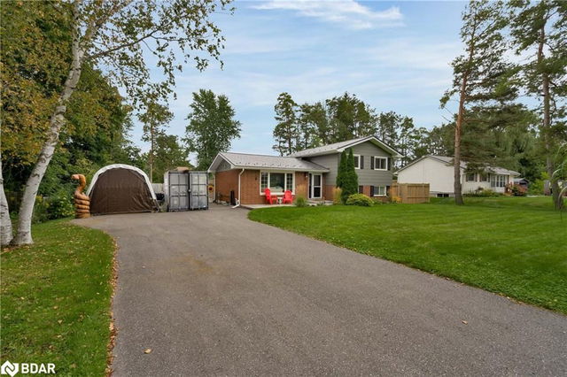 11 Shelswell Boulevard