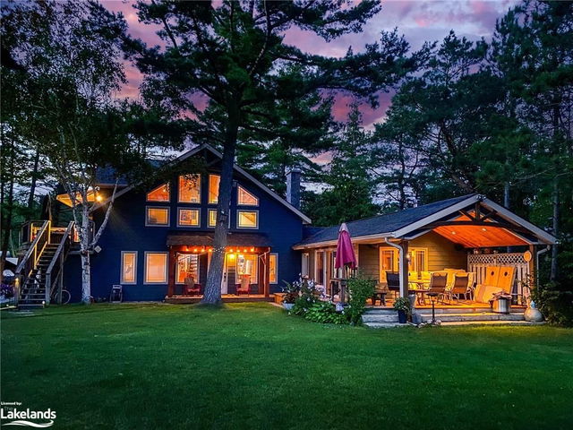 1652 Tiny Beaches Road