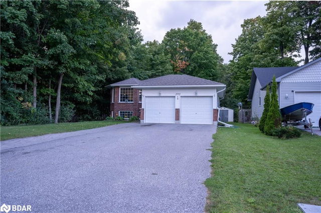 393 Grenville Avenue