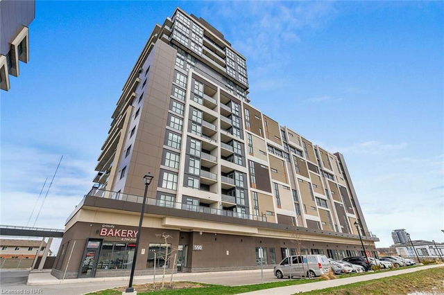 407 - 550 North Service Road