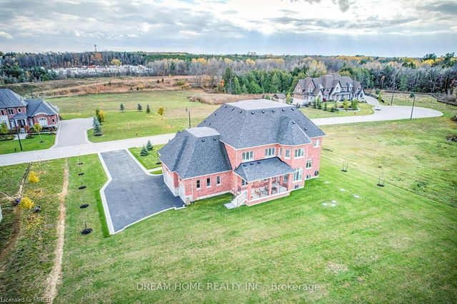 23 Spruceview Place
