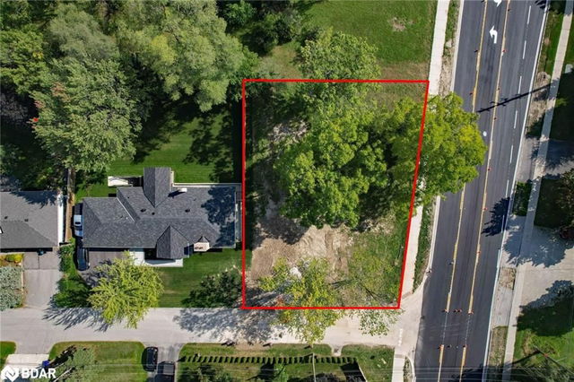 8 Golfview Drive