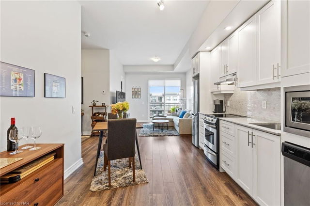 618 - 10 Esplanade Lane
