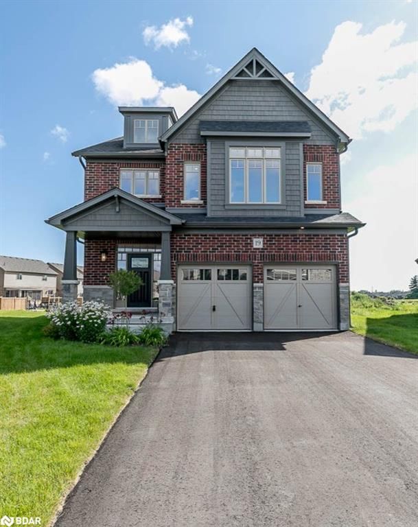 19 Maidens Crescent