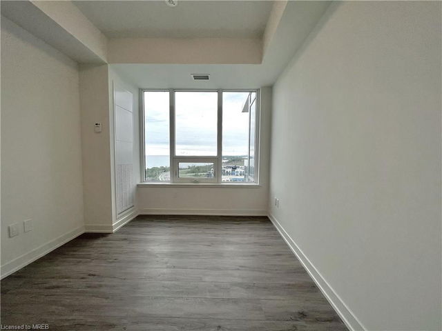 1208 - 385 Winston Road