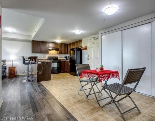 402 - 60 Lynnmore Street