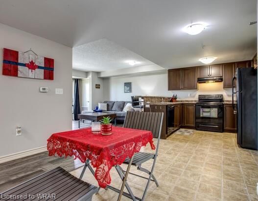 402 - 60 Lynnmore Street