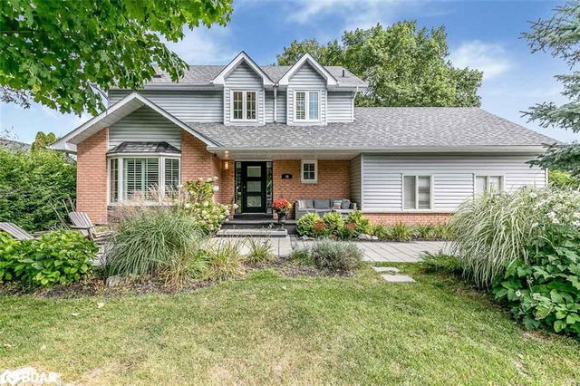46 Alpine Way