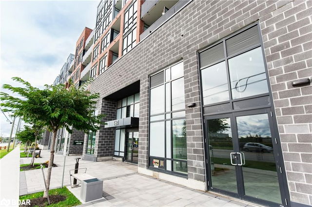 205 - 681 Yonge Street