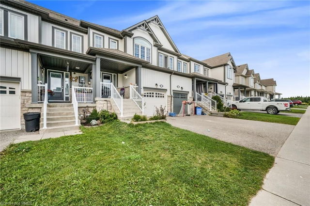 825 Cook Crescent