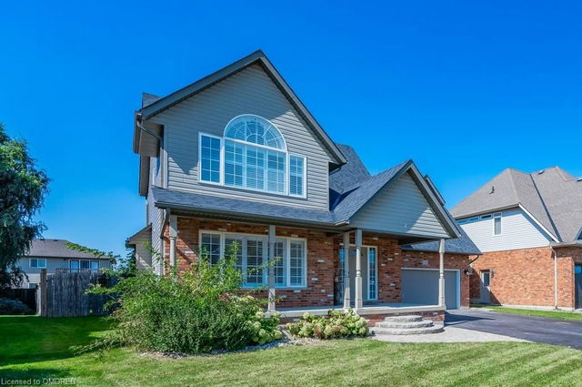21 Sarah Crescent