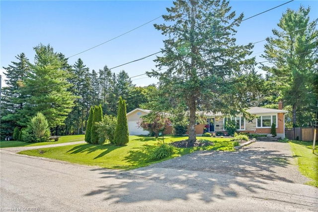 381 Cummings Crescent