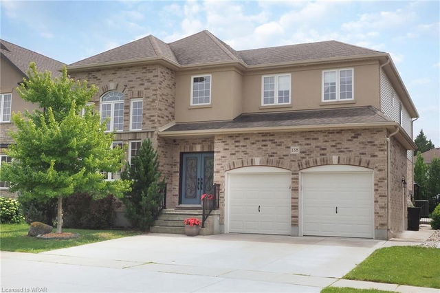 138 Schweitzer Crescent