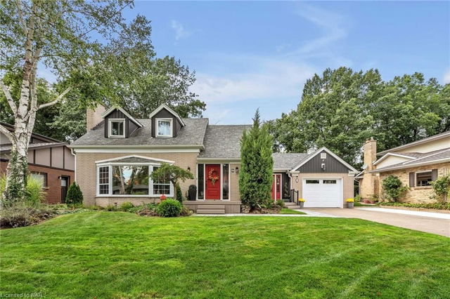 9 Village Green Drive
