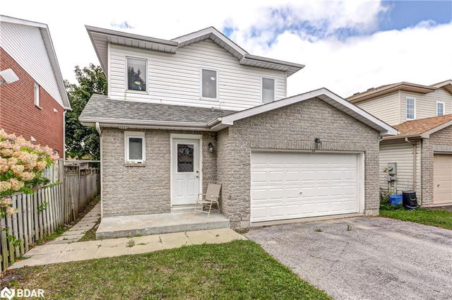 72 Downing Crescent