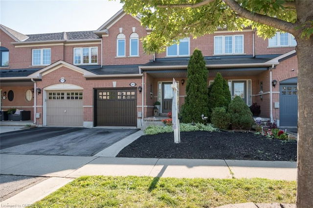 1079 Mcclenahan Crescent
