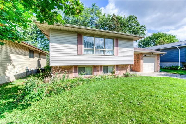 98 Shea Crescent