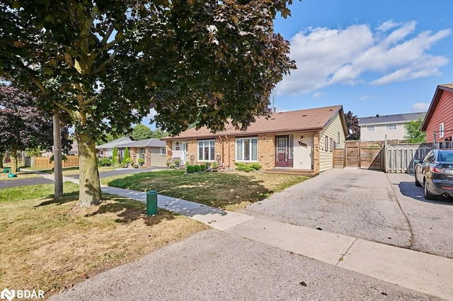 421 Fleetwood Drive