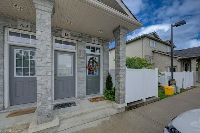 4D - 240 Westmeadow Drive