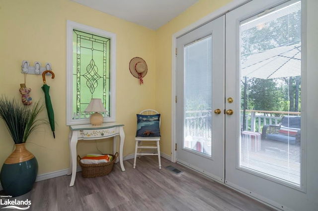 1367 Tiny Beaches Road