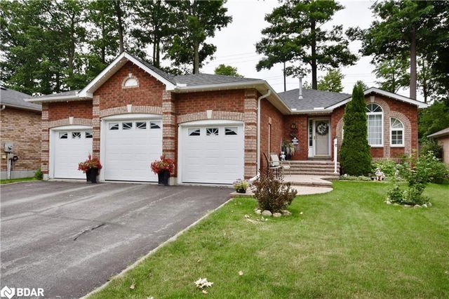 25 Glen Oak Court