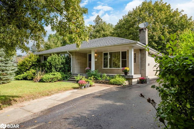62 Marion Crescent
