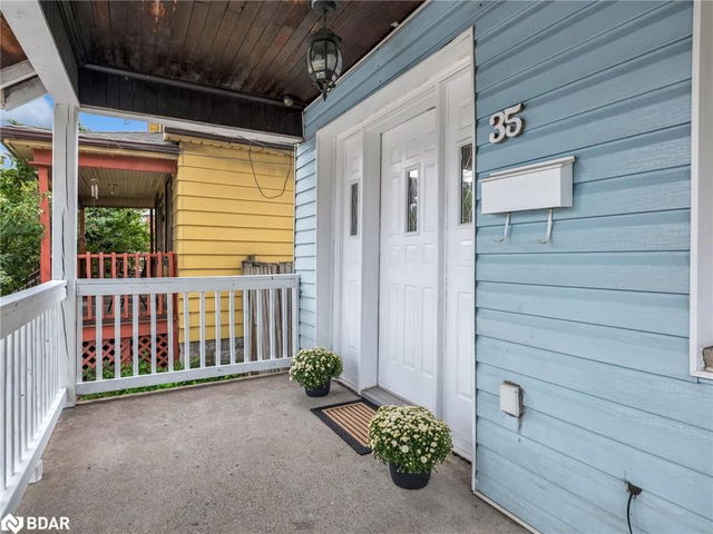 35 Bayfield Avenue