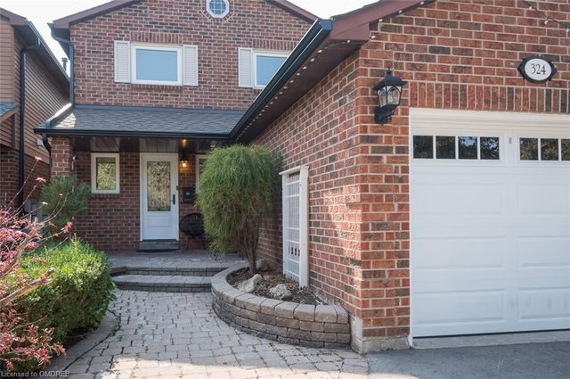 324 Woodlawn Crescent