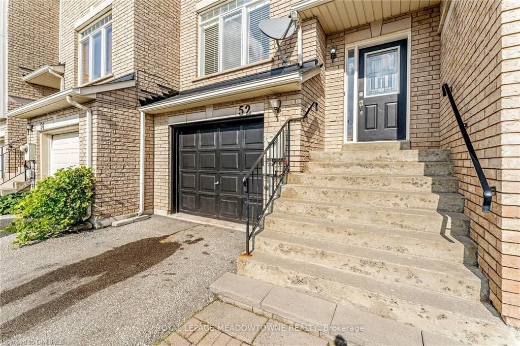 Row/Townhouse sold at 52 Atwood Avenue, Halton, GE Georgetown, L7G 5Z9 - MLS: 40488613