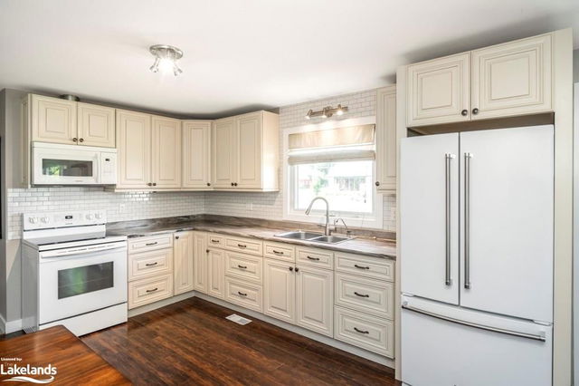 283 Lafontaine Road