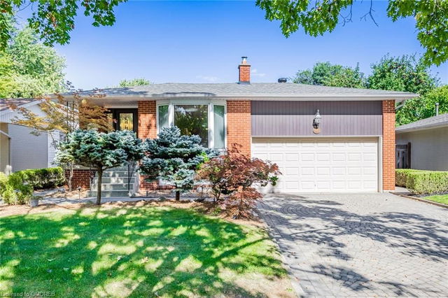 942 Fletcher Valley Crescent