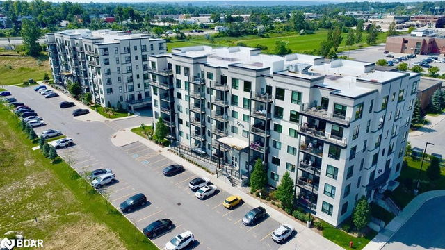 606 - 295 Cundles Road