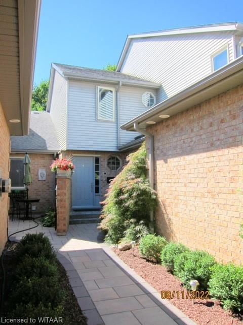 617 Lansdowne Avenue
