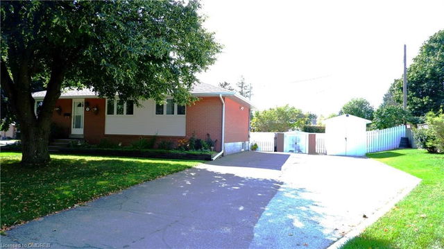 55 Mowbray Place