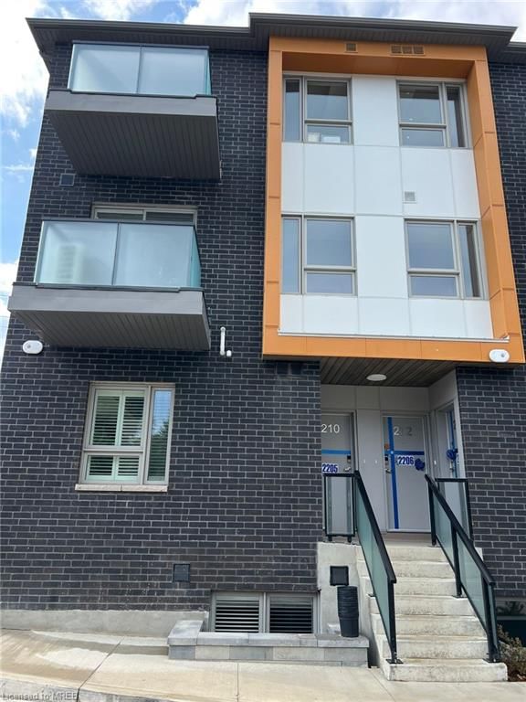 209 - 1085 Danforth Road