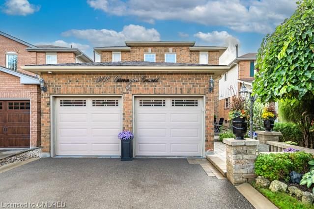 3416 Cherrington Crescent