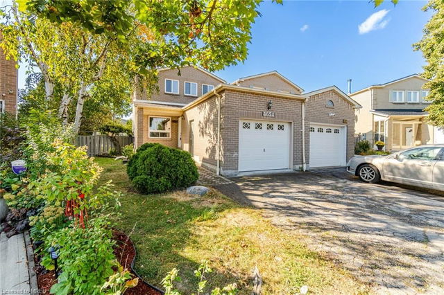 4654 Founders Walk