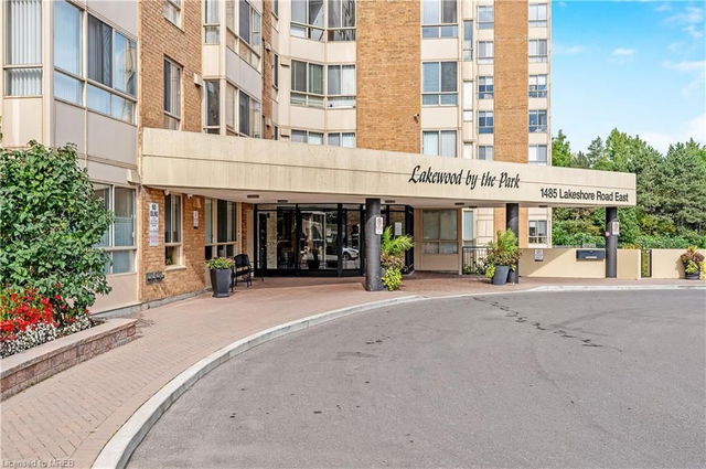 203 - 1485 Lakeshore Road