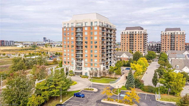 212 - 2365 Central Park Drive